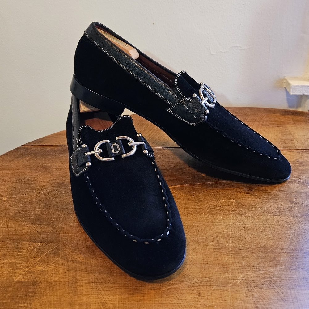 Beautiful Black Donald J. Pliner Loafers Size 13 M